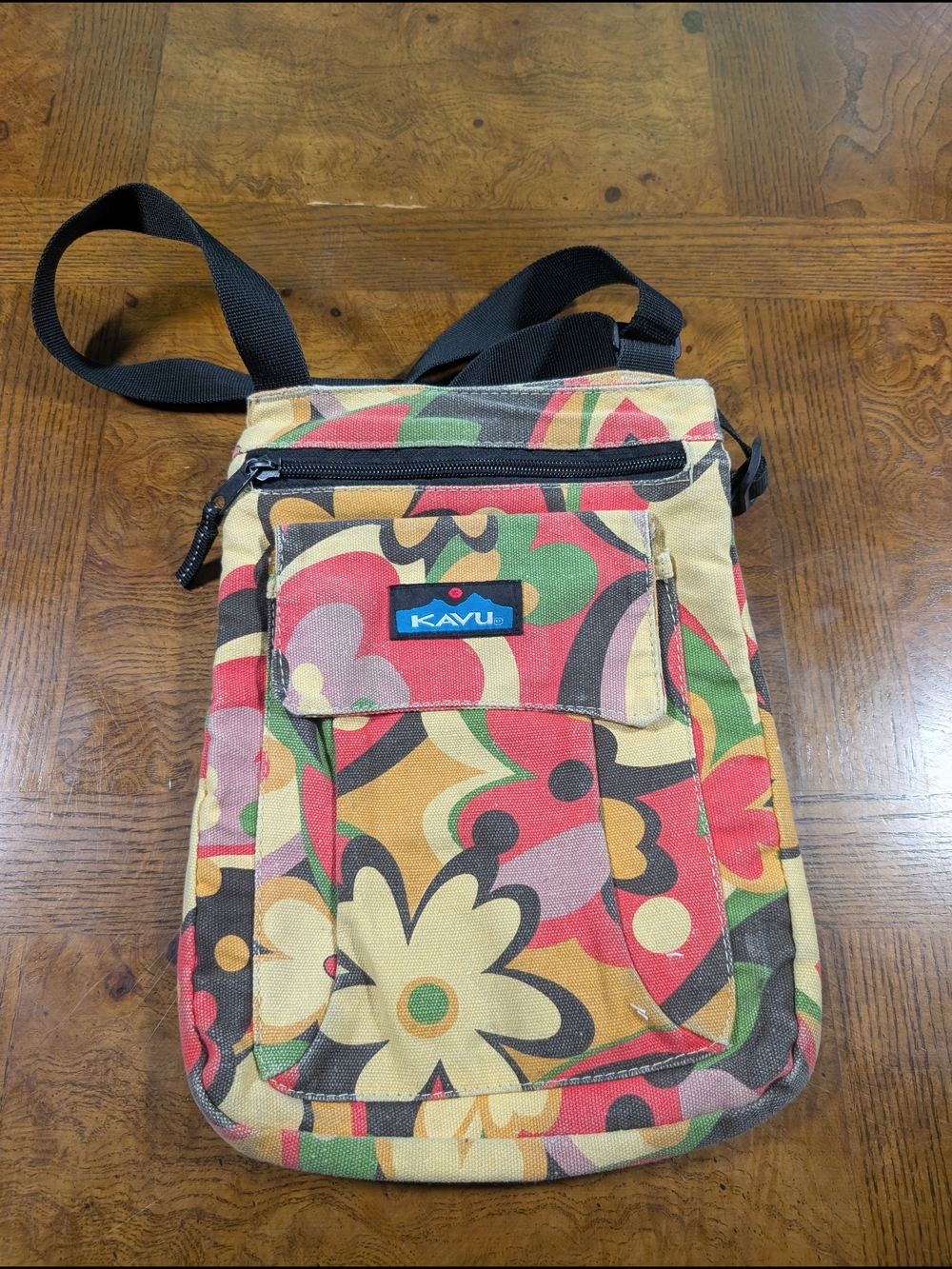 KAVU Floral Crossbody Shoulder Bag Canvas Retro Hippie Festival Travel Purse